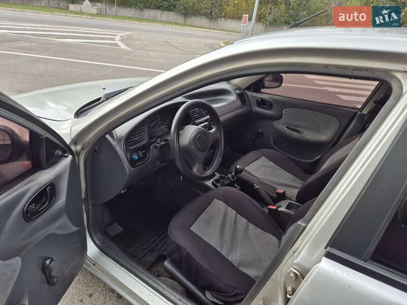 Седан Daewoo Lanos 2008 в Днепре