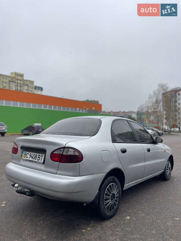 Седан Daewoo Lanos 2008 в Ровно