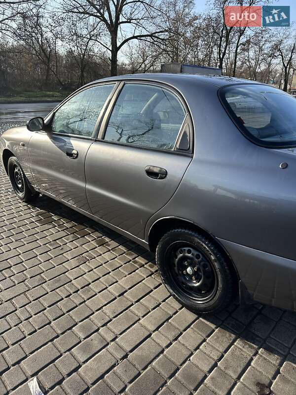 Седан Daewoo Lanos 2006 в Нікополі