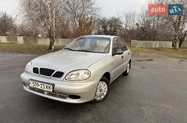 Седан Daewoo Lanos 2001 в Харькове