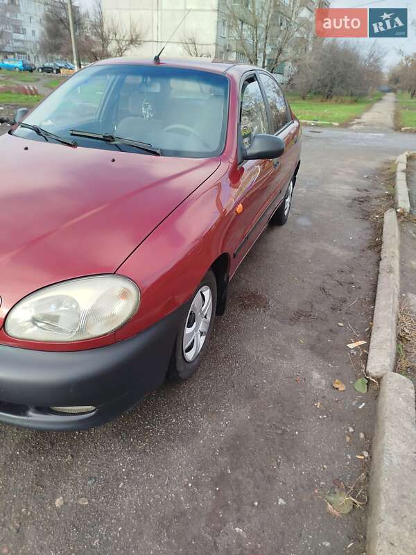 Седан Daewoo Lanos 2005 в Павлограде
