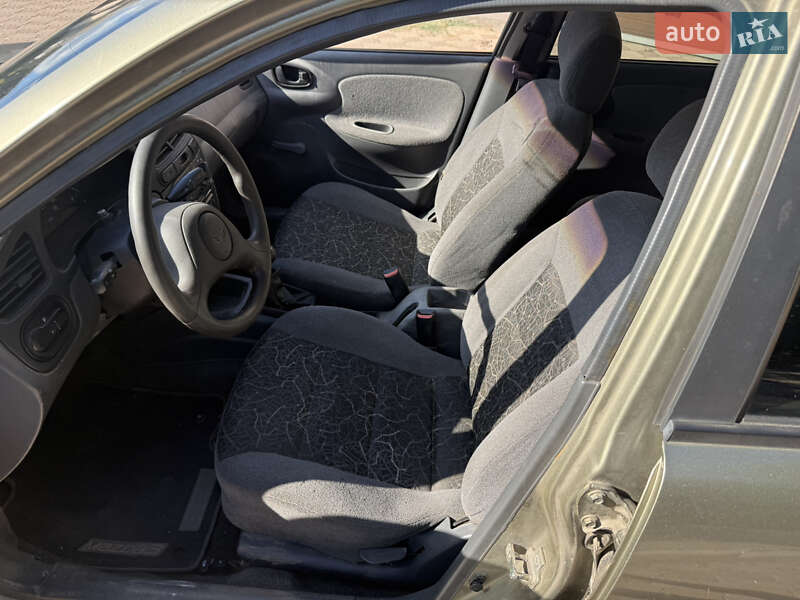 Седан Daewoo Lanos 2007 в Дніпрі