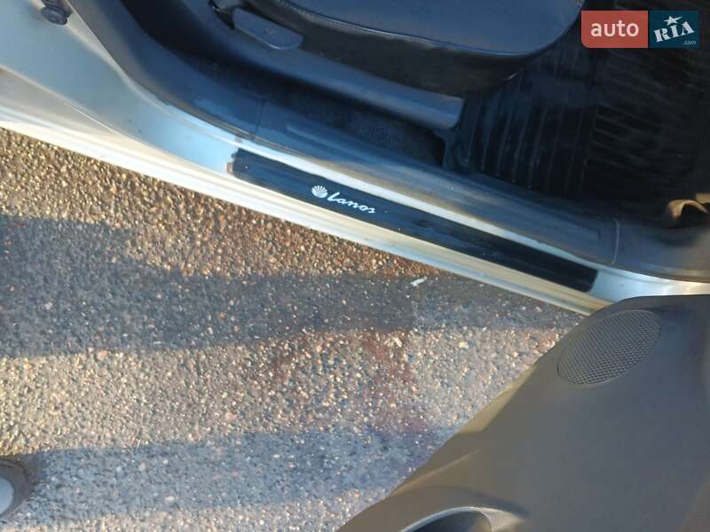 Седан Daewoo Lanos 2003 в Черкасах