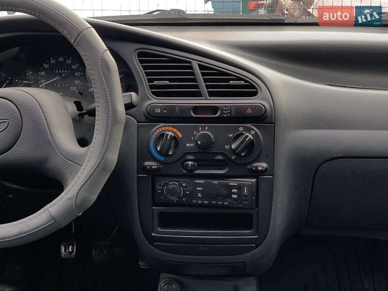 Седан Daewoo Lanos 1998 в Бердичеве