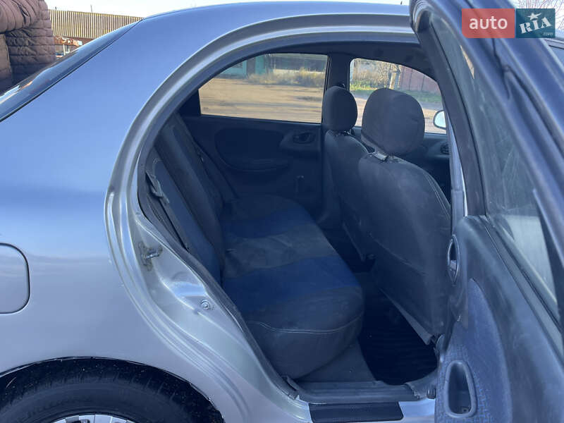 Седан Daewoo Lanos 2006 в Прилуках