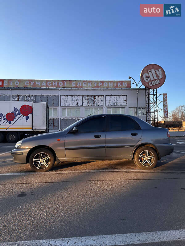 Седан Daewoo Lanos 2008 в Полтаві