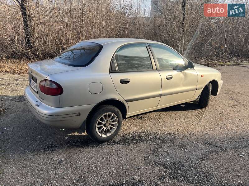 Седан Daewoo Lanos 2005 в Харькове