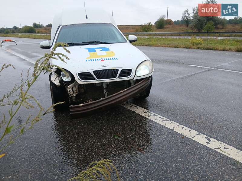 Хетчбек Daewoo Lanos 2013 в Дніпрі