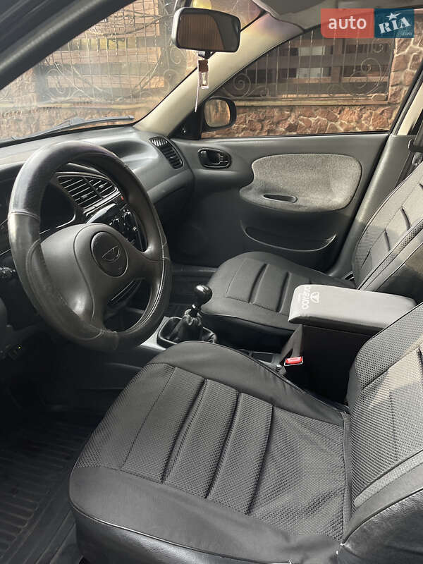 Седан Daewoo Lanos 2006 в Києві