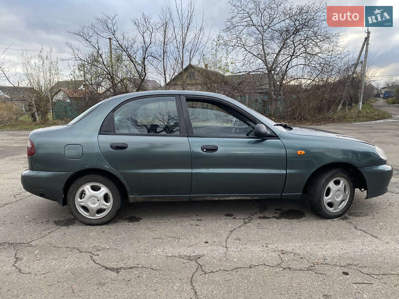 Седан Daewoo Lanos 1998 в Подольске