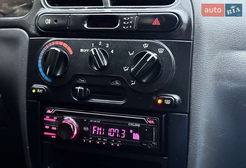 Седан Daewoo Lanos 2005 в Днепре