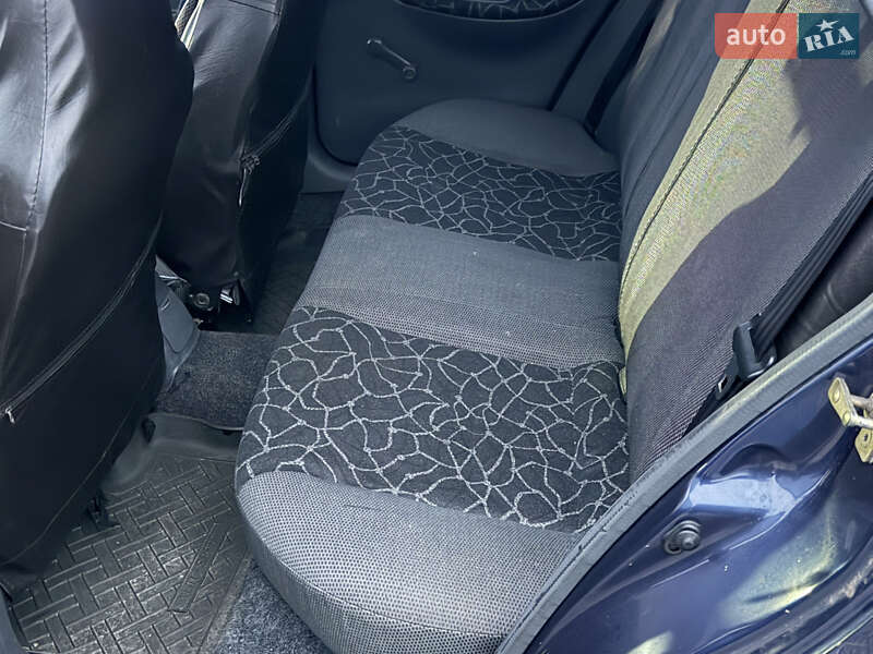 Седан Daewoo Lanos 2004 в Борисполе