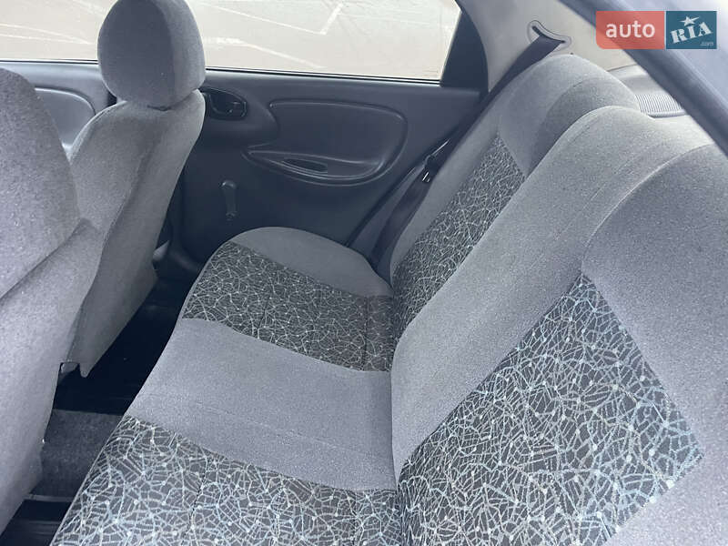 Седан Daewoo Lanos 2008 в Житомирі