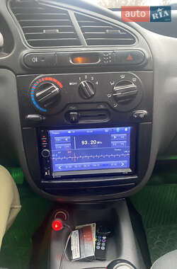 Седан Daewoo Lanos 2004 в Черноморске