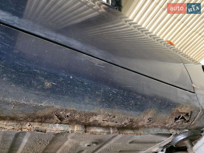 Седан Daewoo Lanos 2003 в Львове