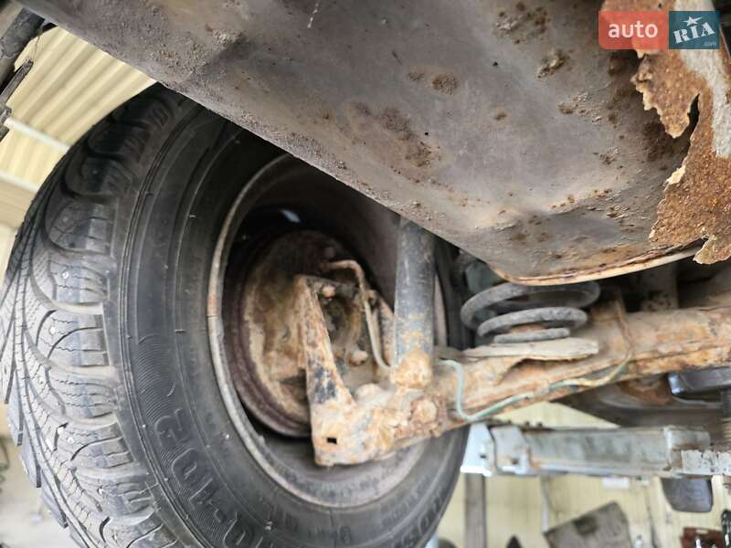 Седан Daewoo Lanos 2003 в Львове