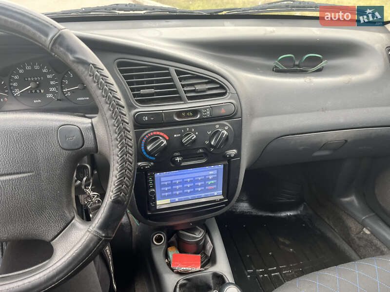 Седан Daewoo Lanos 2005 в Сумах