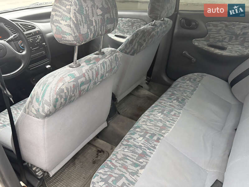 Седан Daewoo Lanos 1998 в Києві