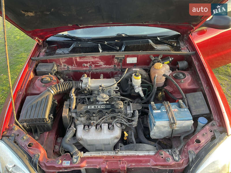 Седан Daewoo Lanos 2006 в Днепре