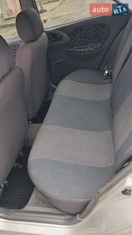 Седан Daewoo Lanos 2001 в Кривом Роге фото 8 Седан Daewoo Lanos 2001 в Кривом Роге