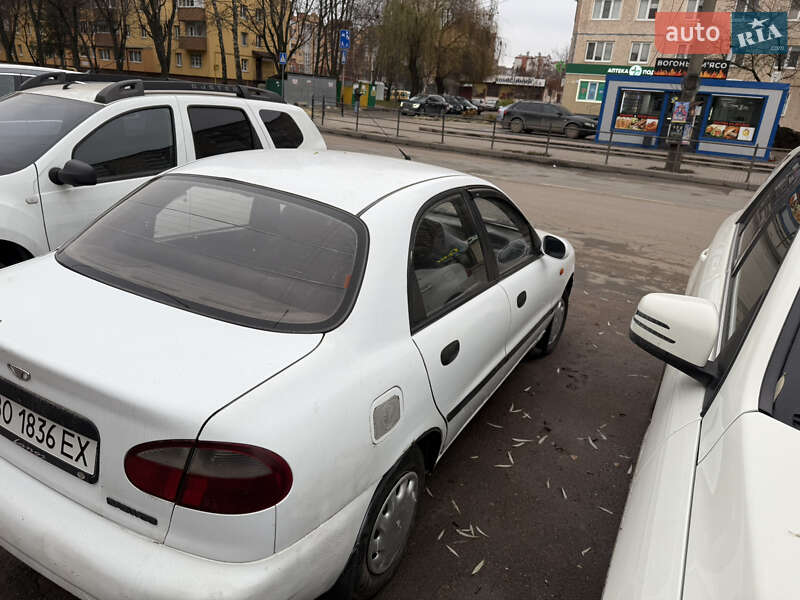 Седан Daewoo Lanos 2003 в Тернополі