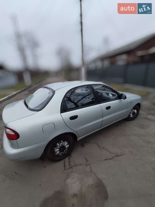 Седан Daewoo Lanos 2009 в Шептицькому