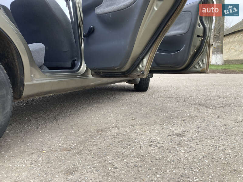 Седан Daewoo Lanos 2006 в Барышевке