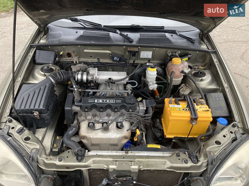 Седан Daewoo Lanos 2006 в Барышевке