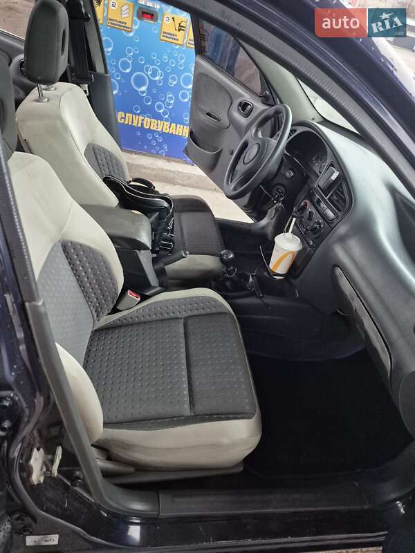 Седан Daewoo Lanos 2006 в Броварах