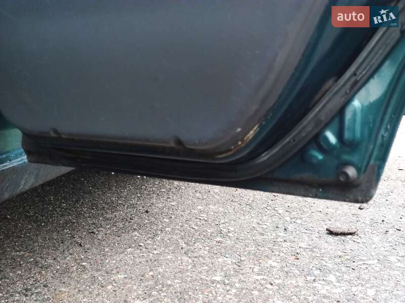 Седан Daewoo Lanos 2000 в Александрие