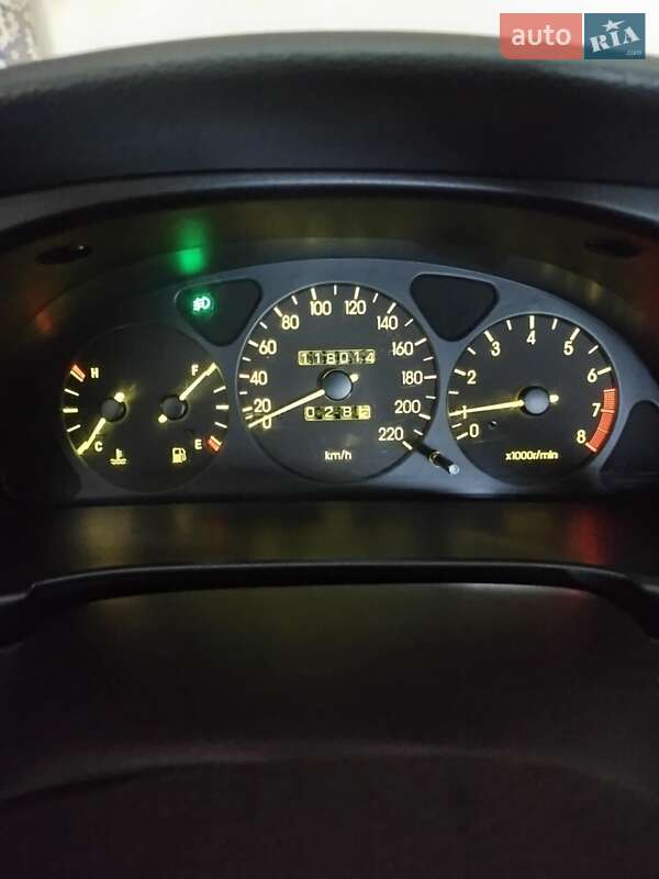 Седан Daewoo Lanos 2004 в Павлограді