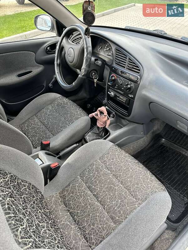 Седан Daewoo Lanos 2008 в Шумске