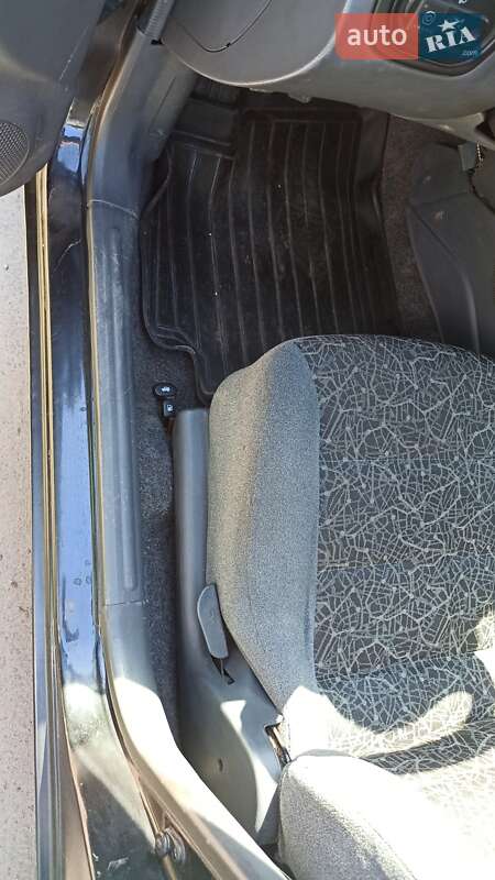 Седан Daewoo Lanos 2006 в Кам'янському фото 6 Седан Daewoo Lanos 2006 в Кам'янському