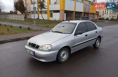 Седан Daewoo Lanos 2008 в Голобах