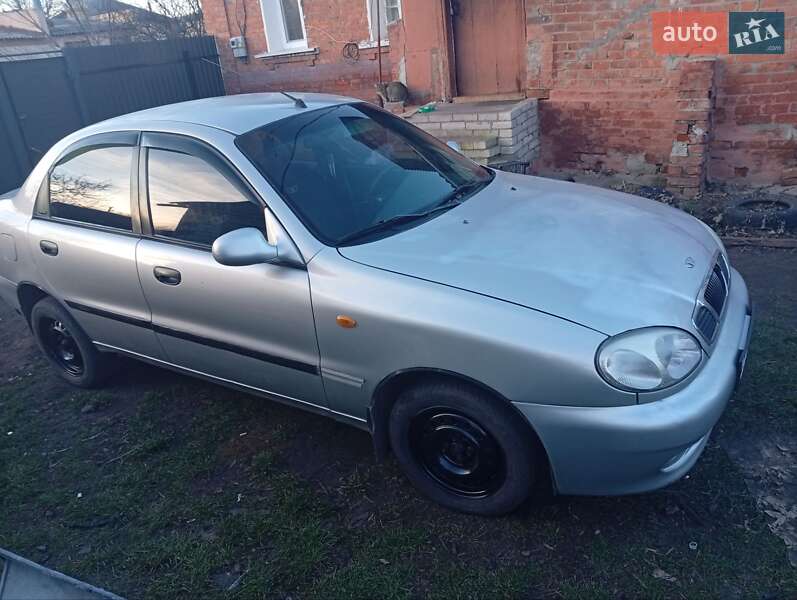 Седан Daewoo Lanos 2004 в Богодухове