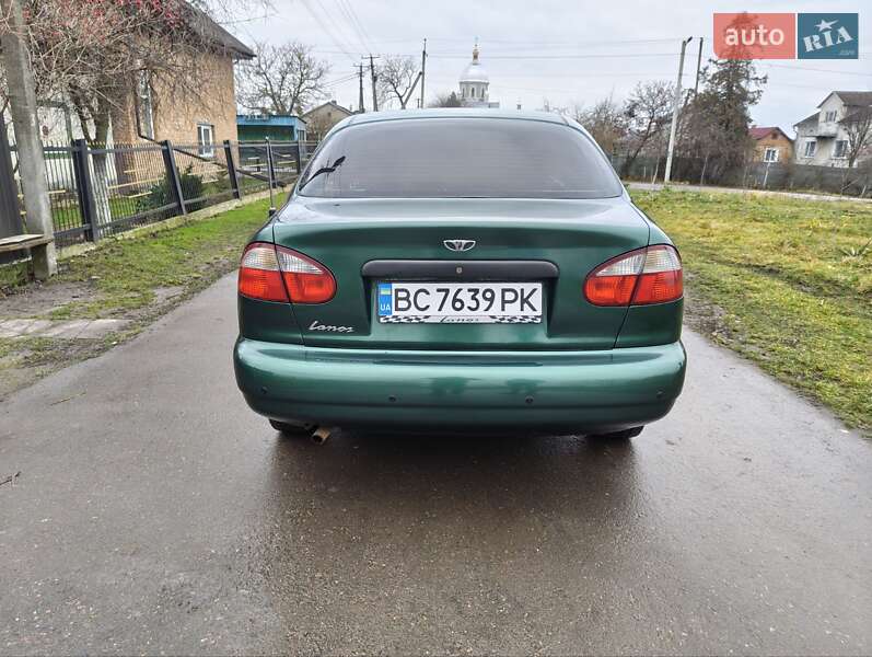 Седан Daewoo Lanos 1998 в Львове