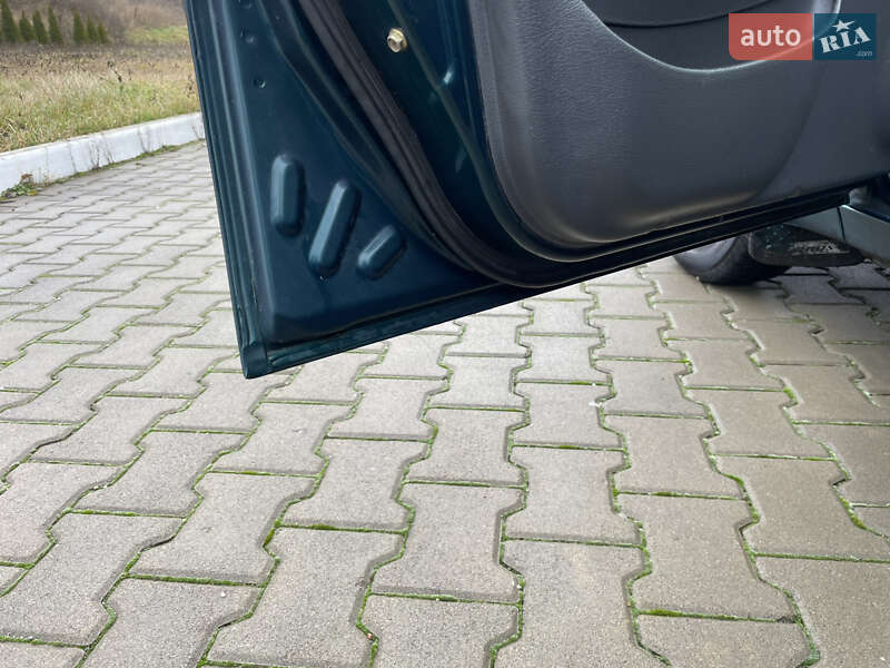 Седан Daewoo Lanos 2003 в Калиновке