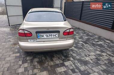 Седан Daewoo Lanos 2004 в Бродах