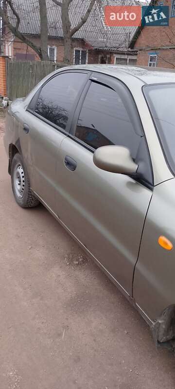 Седан Daewoo Lanos 2006 в Черняхове