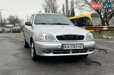 Седан Daewoo Lanos 2001 в Киеве