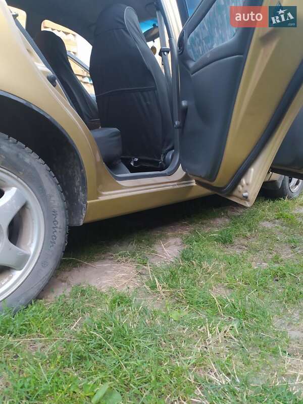 Седан Daewoo Lanos 2003 в Чуднові