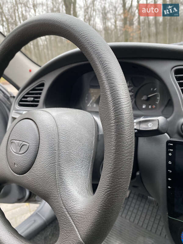 Седан Daewoo Lanos 2008 в Киеве