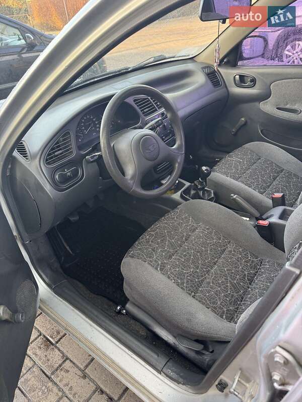 Седан Daewoo Lanos 2008 в Киеве