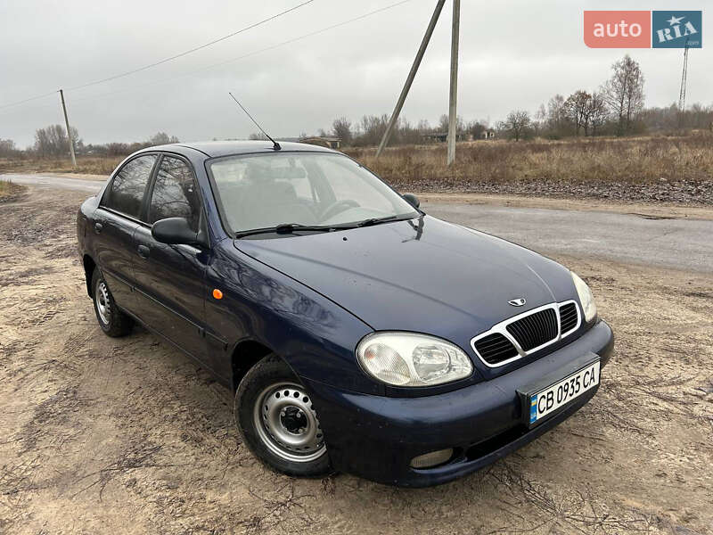 Седан Daewoo Lanos 2005 в Мене