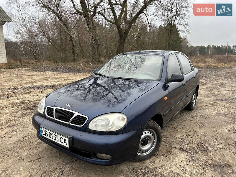 Седан Daewoo Lanos 2005 в Мене