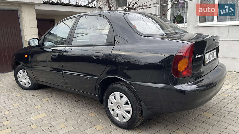 Седан Daewoo Lanos 2011 в Врадиевке