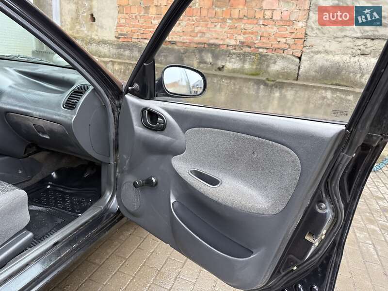 Седан Daewoo Lanos 2007 в Черновцах