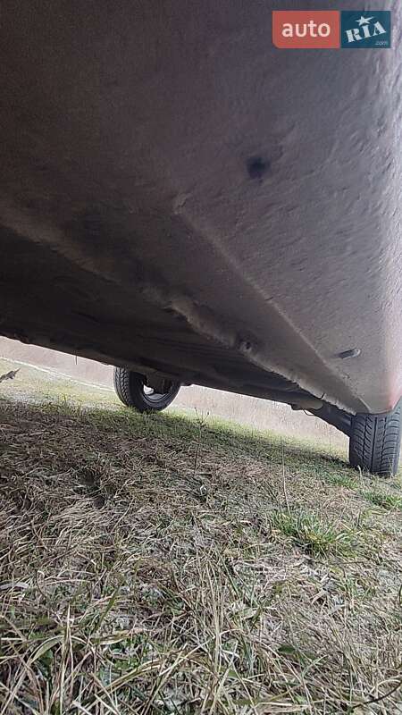 Седан Daewoo Lanos 2008 в Каневе