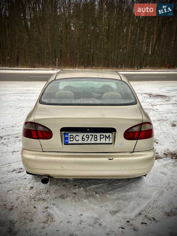 Седан Daewoo Lanos 2004 в Житомирі