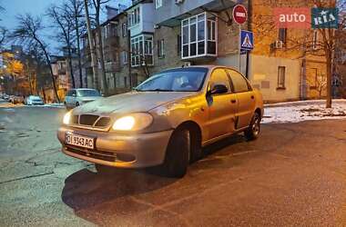 Седан Daewoo Lanos 2003 в Киеве
